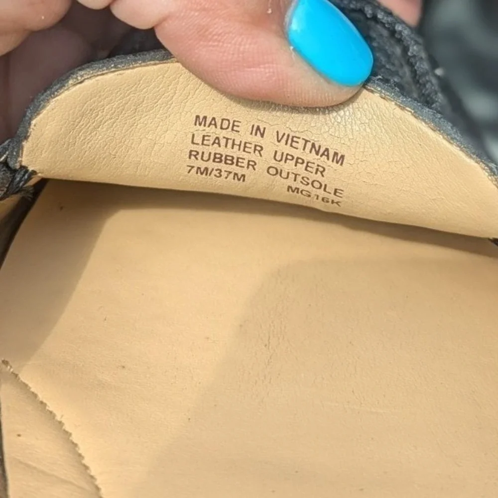 Michael Kors style ships